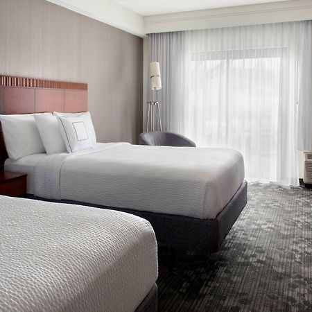 ホテル Sonesta Select Boston ミルフォード エクステリア 写真